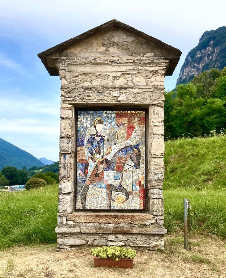 Mosaico devozionale in cappella